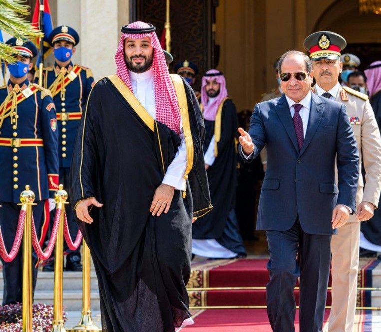 الرئيس السيسي وبن سلمان في لقاء سابق