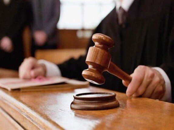 المشدد 6 سنوات وغرامة 200 ألف جنيه لتاجر مخدرات بالمنيا.. وبراءة 8 آخرين