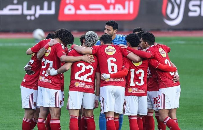 بالبلدي : بالأسماء
      |
      قائمة
      الأهلي
      لمعسكر
      إسبانيا
      ومواجهة
      برشلونة..
      موقف
      الصفقات
      الجديدة
