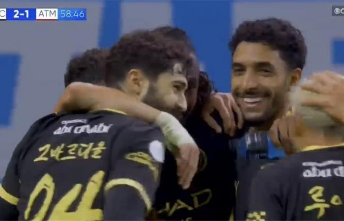 بالبلدي : فيديو
      |
      ماذا
      قدم
      عمر
      مرموش
      في
      مباراة
      مانشستر
      سيتي
      وأتلتيكو
      مدريد
      وديًا؟