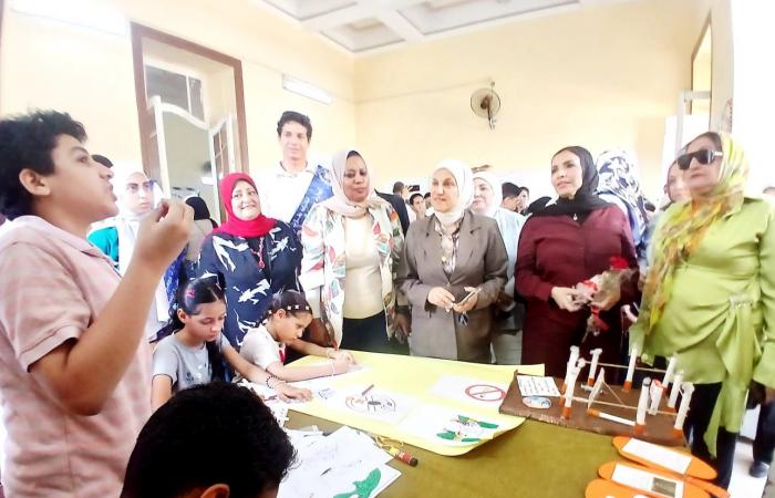 بالبلدي : تعليم
      القاهرة
      تختتم
      موسم
      الأنشطة
      الصيفية
      بمصر
      الجديدة
      وتستعرض
      إبداعات
      الطلاب
