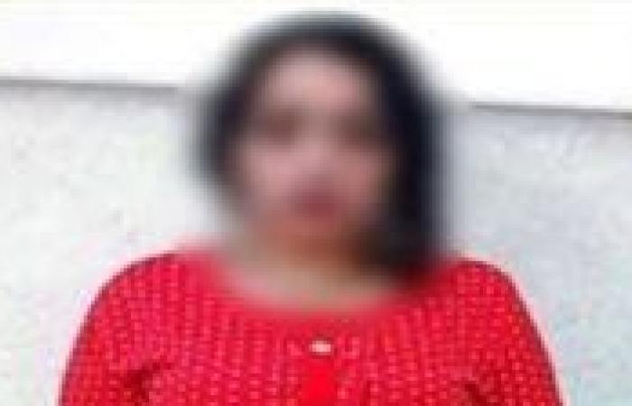 بالبلدي: «لها
      معلومات
      جنائية»..
      ضبط
      صانعة
      محتوى
      بالمنصورة
      بسبب
      فيديوهات
      خادشة
      للحياء