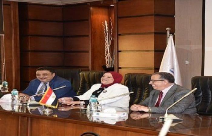 بالبلدي: جامعة
      الدلتا
      للعلوم
      والتكنولوجيا
      تجمع
      12
      مؤسسة
      دولية
      من
      10
      دول
      مختلفة
      لبحث
      مستقبل
      التعليم
      العالي