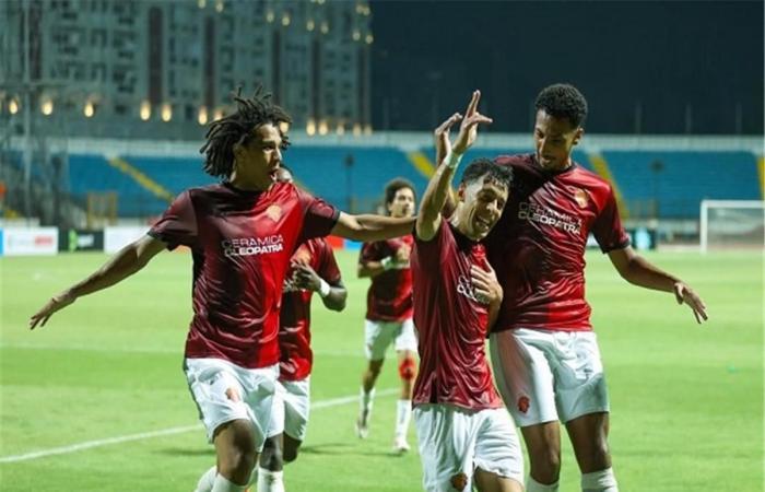 بالبلدي : سيراميكا
      كليوباترا
      يعمق
      جراح
      سموحة
      بهدفين
      في
      منافسات البطولة المحلية