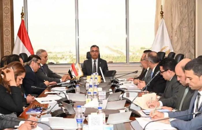 وزير
      التموين:
      خطة
      متكاملة
      لضبط
      الأسواق
      وزيادة
      المعروض
      وتوسيع
      نطاق
      إتاحة
      السلع