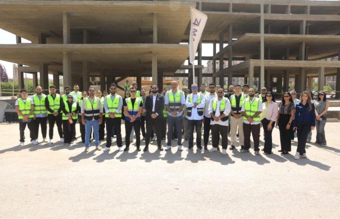 بالبلدي : رئيس
      DIG:
      ثقة
      العميل
      تُبنى
      بالإنجاز..
      ونلتزم
      بتسريع
      التنفيذ
      والتسليم
      في
      مشروعات
      العاصمة
      الإدارية