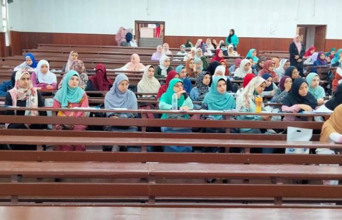 بالبلدي : عميدة
      إعلام
      الأزهر
      تكشف
      لـ«كشكول»
      تفاصيل
      برنامج
      الإعلام
      بالإنجليزية
      وموعد
      تطبيق
      الساعات
      المعتمدة