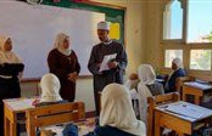 بالبلدي : بـ700
      جنيه
      مكافأة
      شهرية..
      «الأزهر»
      يعلن
      حاجته
      لـ5436
      معلمة
      قرآن
      كريم