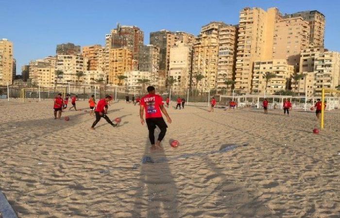 بالبلدي : انطلاق
      تدريبات
      منتخب
      مصر
      للكرة
      الشاطئية
      على
      شواطئ
      الإسكندرية
      استعدادًا
      للتصفيات
      الأفريقية