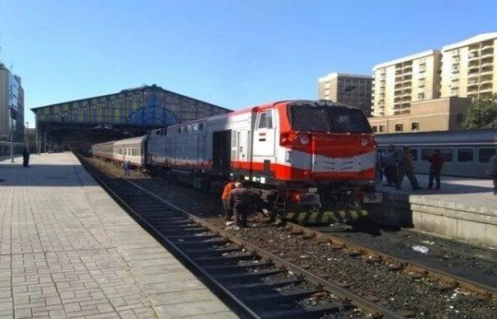 بالبلدي : قطارات
      الإسكندرية..
      إليك
      مواعيد
      التحرك
      والوصول
      اليوم
      الجمعة
      18
      سبتمبر
      2026