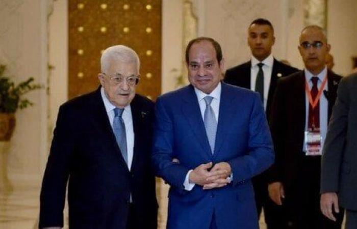 بالبلدي : أبو
      مازن:
      مصر
      حمت
      القضية
      الفلسطينية
      من
      تهديد
      وجودي..
      ونتمسك
      بأرضنا
      ونرفض
      التهجير