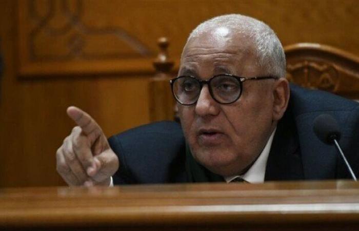 بالبلدي: غدًا..
      استكمال
      محاكمة
      63
      متهمًا
      في
      خلية
      «الهيكل
      الإداري
      للإخوان»