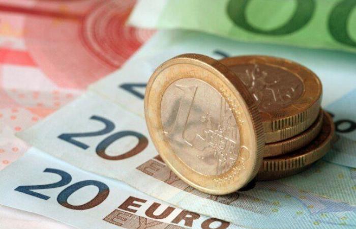 بالبلدي : سعر
      اليورو
      اليوم
      في
      البنوك..
      آخر
      تحديث
      الجمعة
      18
      سبتمبر
      2026