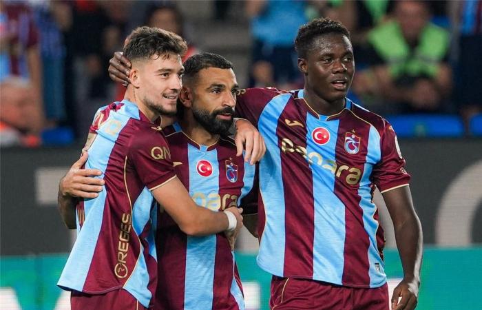بالبلدي : شبكة
      تركية
      تتغزل
      في
      محمد
      صلاح
      بعد
      هدفه
      في
      مباراة
      طرابزون
      سبور
      وجالطة
      سراي