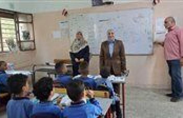 بالبلدي: «الانضباط
      يبدأ
      بالحضور..
      وكرامة
      المعلم
      خط
      أحمر»..
      مدير
      تعليم
      القاهرة
      تتابع
      مدارس
      المطرية
      ودار
      السلام
