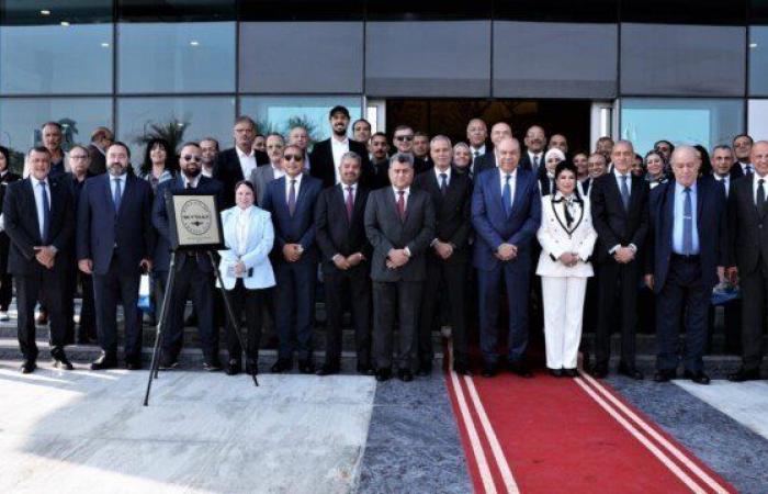 بالبلدي: وزير
      الطيران:
      طرح
      إدارة
      المطارات
      للقطاع
      الخاص
      لا
      يعني
      بيع
      أصول
      الدولة