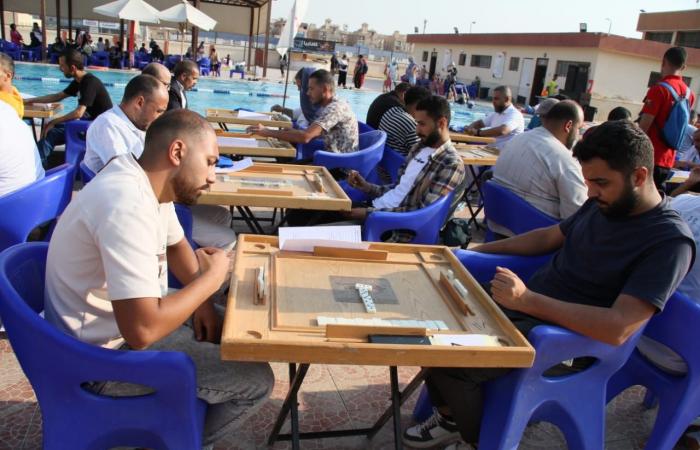 بالبلدي: بمشاركة
      3000
      لاعب
      ولاعبة
      مركز
      التنمية
      الشبابية
      بزايد
      يستضيف
      مهرجان
      الألعاب
      الترفيهية