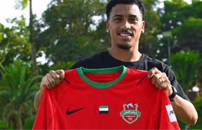 بالبلدي : شوبير
      يُعلق
      على
      انتقال
      بيزيرا
      لشباب
      أهلي
      دبي:
      اللي
      اتلسع
      من
      الشوربة