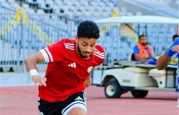 بالبلدي : محمد
      عاطف:
      الزمالك
      فاجأني
      بإعارتي
      موسمين..
      وجون
      إدوارد
      تجاهل
      اتصالاتي