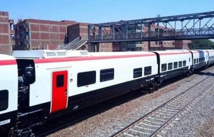 بالبلدي: التالجو
      وVIP
      والروسي..
      مواعيد
      قطارات
      القاهرة
      -
      الإسكندرية
      اليوم
      الإثنين
      21
      سبتمبر
      2026