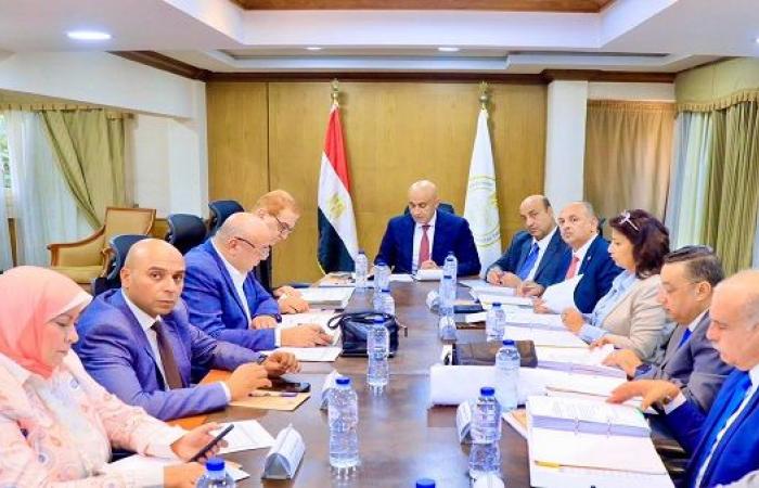 بالبلدي: 50
      ألف
      تختة
      و100
      جهاز
      حاسب
      ودعم
      الامتحانات
      والمعلمين
      والمدارس..
      قرارات
      جديدة
      من
      وزير
      التربية
      والتعليم