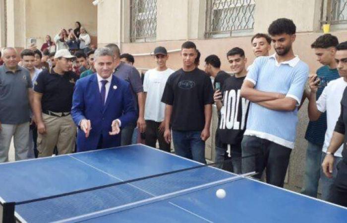 بالبلدي: نائب
      رئيس
      جامعة
      بنها
      يتفقد
      انتظام
      سير
      الدراسة
      بكلية
      الحاسبات
      والذكاء
      الاصطناعي