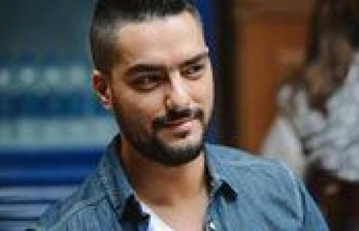 بالبلدي : حسن
      الشافعي
      يكشف
      تفاصيل
      نشر
      خبر
      يزعم
      القبض
      عليه
      في
      قضية
      مخدرات:
      «فجأة
      اكتشفت
      إني
      بطل
      قضية»