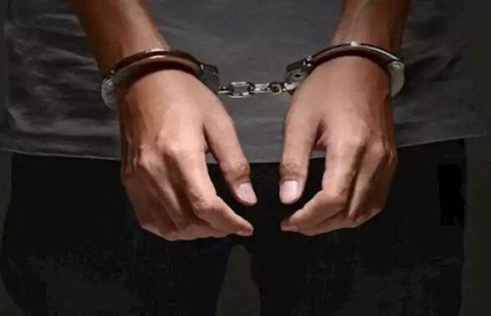 بالبلدي : تجديد
      حبس
      المتهم
      بقتل
      فتاة
      والتعدي
      عليها
      داخل
      الزراعات
      بشبين
      القناطر