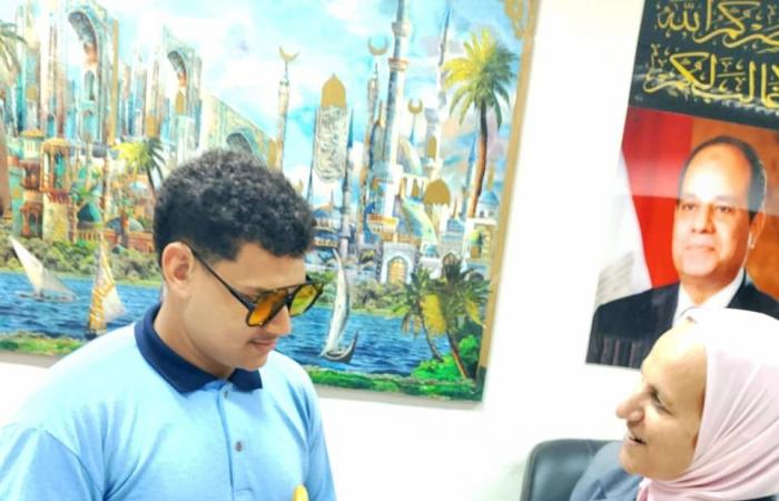 بالبلدي: همت
      أبو
      كيلة
      تشيد
      بمواهب
      طلاب
      التربية
      الخاصة
      وتعد
      بزيارة
      المدرسة