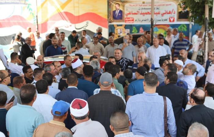 بالبلدي : وكيل
      الأزهر
      يشارك
      في
      انتخابات
      صندوق
      التكافل
      الاجتماعي
      للعاملين
      ويشدد
      على
      تحسين
      العوائد