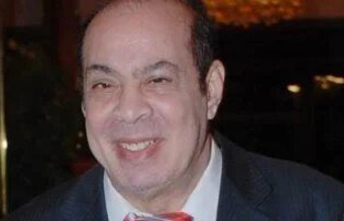 بالبلدي: في
      ذكرى
      رحيله..
      المنتصر
      بالله
      صاحب
      الـ
      180
      عملاً
      وبصمة
      لا
      تُنسى
      في
      الكوميديا
