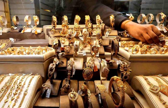 بالبلدي : ..
      أسعار
      الذهب
      اليوم
      في
      الأردن
      بالدينار
      تتراجع
      وعيار
      21
      يباغت
      الجميع