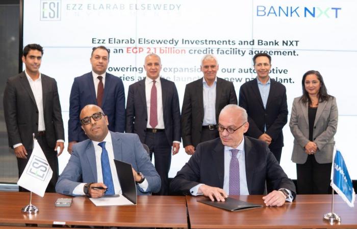 بالبلدي : بنك
      نكست
      يوقع
      تسهيلات
      ائتمانية
      بقيمة
      2.1
      مليار
      جنيه
      مع
      «عز
      العرب
      السويدي»
      لتمويل
      التوسعات
      الصناعية