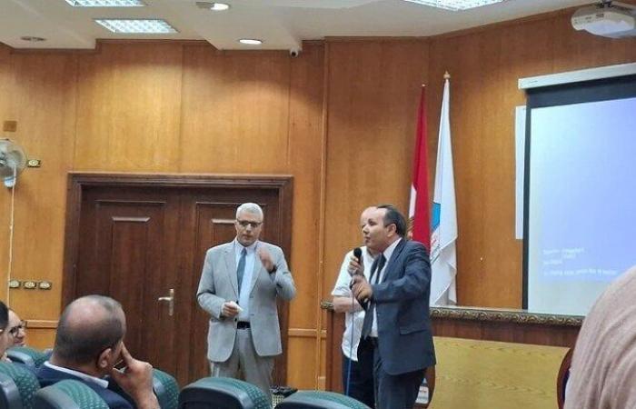 بالبلدي: علوم
      كفر
      الشيخ
      تعقد
      ورشة
      «تقنية
      النانو
      للتطبيقات
      الكهروضوئية
      والبيولوجية»