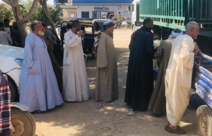 بالبلدي : محافظ
      أسيوط
      يوجه
      بتكثيف
      الحملات
      الرقابية
      على
      مستودعات
      البوتجاز
      والأسواق