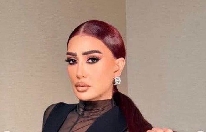 بالبلدي: غادة
      عبد
      الرازق
      تستعد
      لرمضان
      2027..
      موعد
      بدء
      تصوير
      مسلسل
      «خيوط
      من
      دهب»