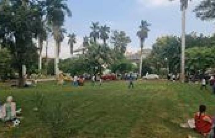 بالبلدي: "الزراعة":
      إقبال
      كبير
      من
      المواطنين
      لزيارة
      المتحف
      الزراعي
      ومعرض
      "زهور
      مصر"
      في
      إجازة
      احتفالات
      أكتوبر