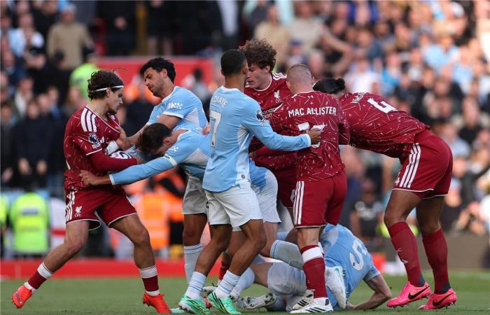 بالبلدي : رجل
      مباراة
      مانشستر
      سيتي
      وليفربول
      في
      الدوري
      الإنجليزي