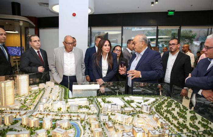 بالبلدي : «أركان
      بالم»
      تسرّع
      تنفيذ
      مشروع
      «205»
      بالشيخ
      زايد..
      180
      مليون
      دولار
      استثمارات
      فندقية
      و3
      أبراج
      بارتفاع
      40
      طابقًا