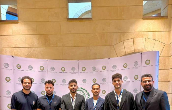 بالبلدي: نجوم
      الأهلي
      والزمالك
      وبيراميدز
      يجتمعون
      في
      المؤتمر
      العربي
      الخامس
      للرياضة
      والقانون