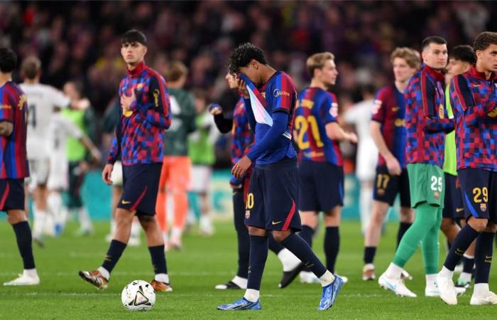 بالبلدي : تشكيل
      برشلونة
      المتوقع
      أمام
      ألافيس
      اليوم
      في
      الدوري
      الإسباني