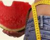 بالبلدي : هل البطيخ مفيد لتخفيف الوزن؟.. مفاجئة مذهلة لراغبي الرشاقة