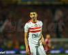بالبلدي : خاص
      |
      الزمالك
      يكشف
      موقفه
      من
      رحيل
      أحمد
      فتوح