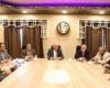 بالبلدي : رئيس
      جامعة
      الأزهر
      يناقش
      ملفات
      التعليم
      والتطوير
      مع
      عمداء
      الكليات
      العربية
      والشرعية