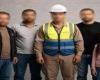 بالبلدي : مهندس
      يطلق
      النار
      على
      إبنته
      بـ15
      مايو..
      مقتل
      4
      أشخاص
      وإصابة
      اثنين
      بجلسة
      صلح