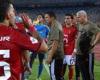 بالبلدي: محمد
      عبدالجليل:
      عموتة
      لا
      يكذب..
      والزمالك
      صعب
      ينافس
      بسبب
      إيقاف
      القيد