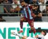 بالبلدي : محمد
      صلاح
      يشارك
      في
      تدريبات
      طرابزون
      سبور
      استعدادًا
      لمواجهة
      قونيا
      بمنافسات البطولة المحلية
      التركي