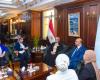 محافظ
      الإسكندرية
      يستقبل
      رئيسة
      المجلس
      القومي
      للمرأة
      لبحث
      تعزيز
      التعاون
      في
      دعم
      وتمكين
      المرأة