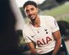 بالبلدي : لاعب
      توتنهام
      السابق:
      هذا
      ما
      ينقص
      عمر
      مرموش..
      وعليه
      اغتنام
      الفرصة