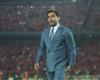 بالبلدي : أحمد
      حسن:
      الأهلي
      كان
      راكب
      الزمالك
      نفسيًا..
      وخلافي
      مع
      جوزيه
      بسبب
      الأبيض